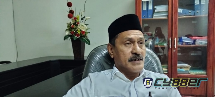 Pimpinan DPRD Provmal dan Gubernur Provmal Harus Saling Komunikasi
