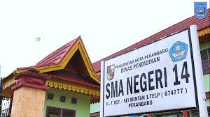 Kegiatan PKL Murid SMA 14 Pekanbaru Dipaksakan Meresahkan Wali Murid