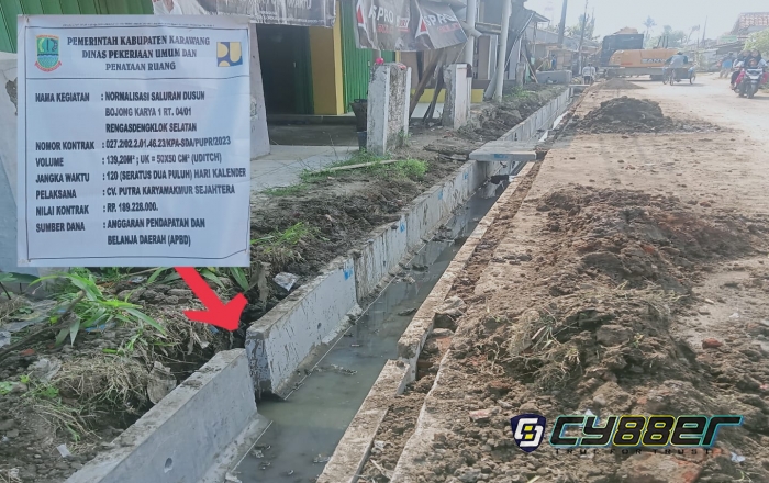 Ada Absen dan Kerenggangan dalam Pekerjaan UDitch di Dusun Bojongkarya 1 Timbulkan Tandatanya