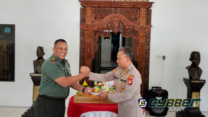 Beri Kejutan, POLDA DIY Turut Memperingati HUT TNI Ke-78