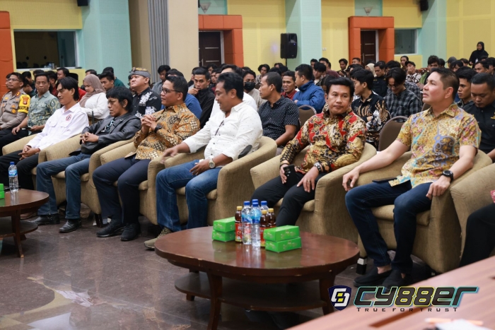 Sebagai Keynote Speaker, Kapolda DIY Beri Pesan Kepada Mahasiswa Madura di Yogyakarta 