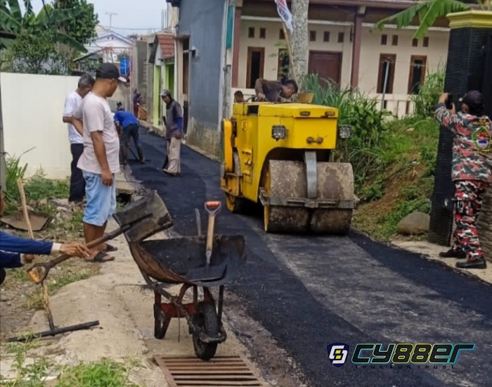 Anggota DPRD Sukabumi Tedi Setiadi Salurkan Aspirasi untuk Bangun Jalan Lingkungan 