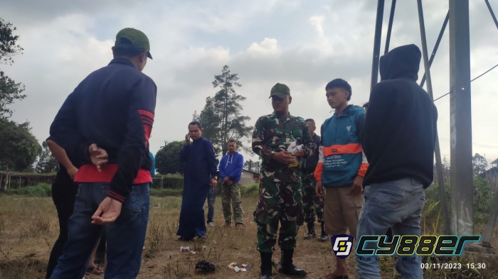 Sekelompok Remaja Diciduk Anggota Koramil 1116 Bersama Tokoh Agama Setempat