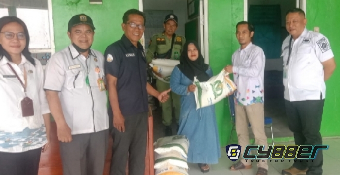 757 KPM di Desa Tugujaya dapat Bantuan Beras 10 Kg