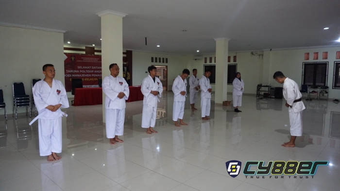 Jumat Pagi Penuh Semangat Pegawai Lapas Cilegon Ciptakan Keseimbangan dengan Kempo