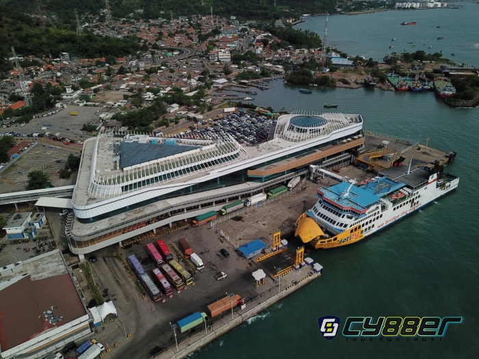 H-5 Natal dan Tahun Baru Puncak Arus Libur Gelombang Pertama Diprediksi Terjadi Mulai Besok, Pengguna Jasa Diwajibkan Bertiket Sebelum Tiba di Pelabuhan