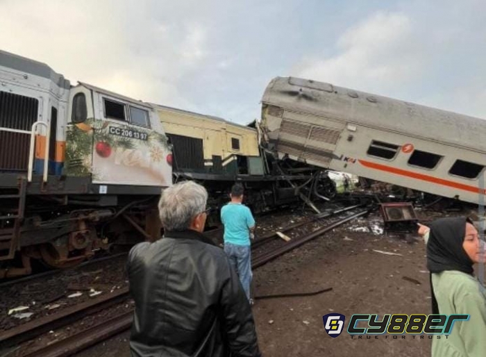 Tabrakan Maut Kereta Api di Cicalengka Jawa Barat