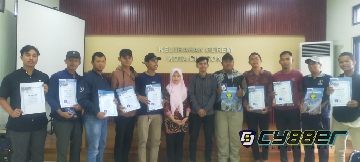 Belasan Pemuda Kelurahan Gerem Terima Sertifikat Gada Pratama 