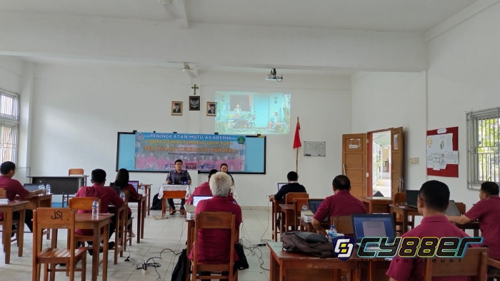 Tingkatkan Kualitas Tenaga Pendidik, SMAK Seminari Mario John Boen Gelar Pelatihan Kurikulum Merdeka
