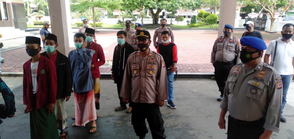 Polsek Parigi Dikerahkan Untuk Melaksanakan Pengamanan Audiensi dari Aliansi Pemuda Santri 
