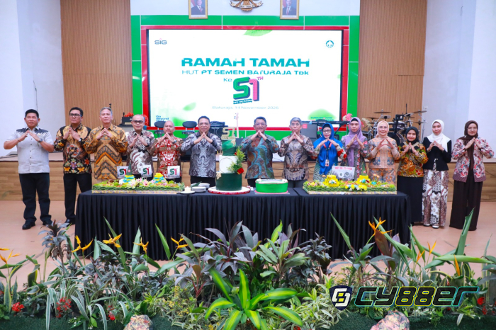 Rayakan HUT ke – 51 Tahun, Semen Baturaja Salurkan Bantuan Senilai Rp 715,1 Juta untuk Masyarakat
