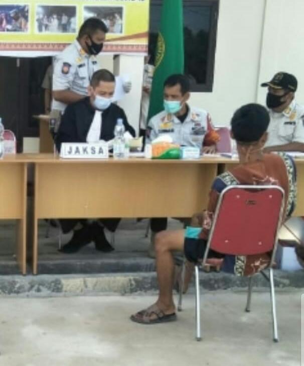 Kasat POL PP  Pelalawan Meradang, PLT Camat Langgam Tidak Respon Covid-19