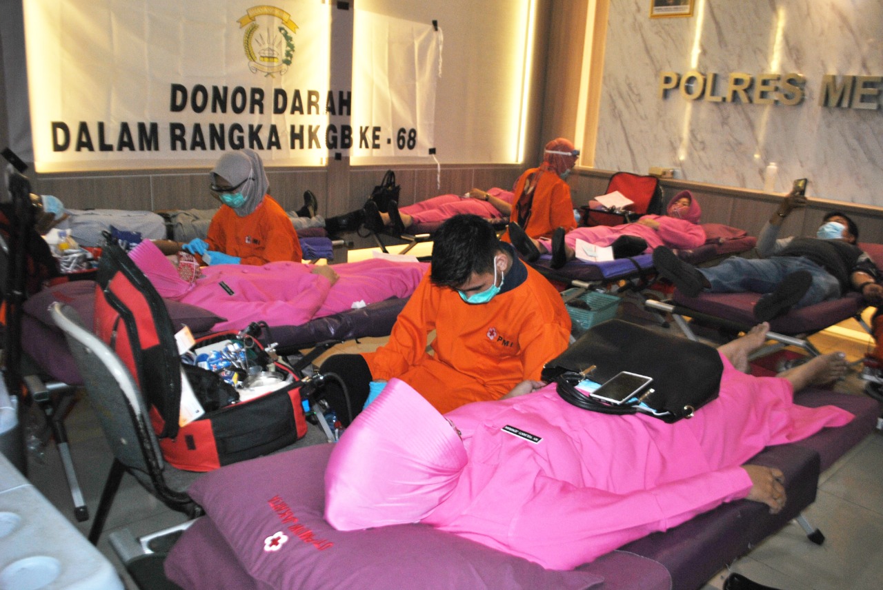 Jajaran Bhayangkari Metro Jaya Jakbar Lakukan Giat Sosial Donor Darah