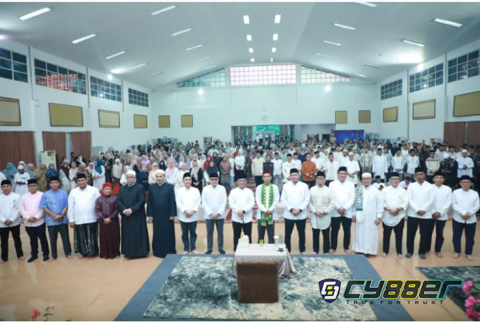 Pererat Kebersamaan di Bulan Suci, Semen Baturaja Gelar Tausiah Ramadan dan Buka Puasa Bersama Ustadz Abdul Somad