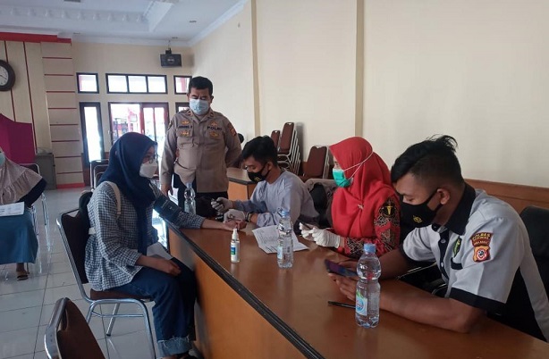 Polres Majalengka Gelar Vaksinasi untuk Keluarga Polri dan Masyarakat