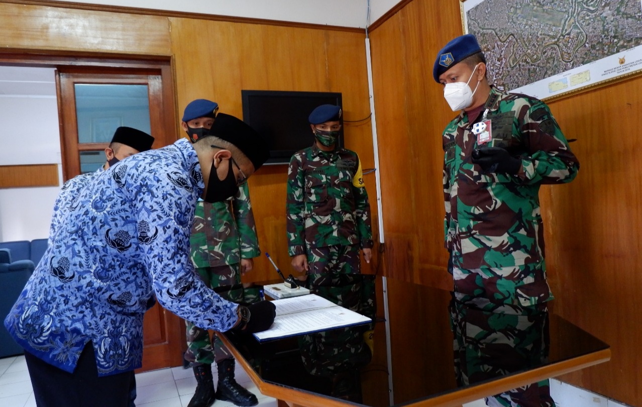Penyumpahan PNS Lanud Sulaiman