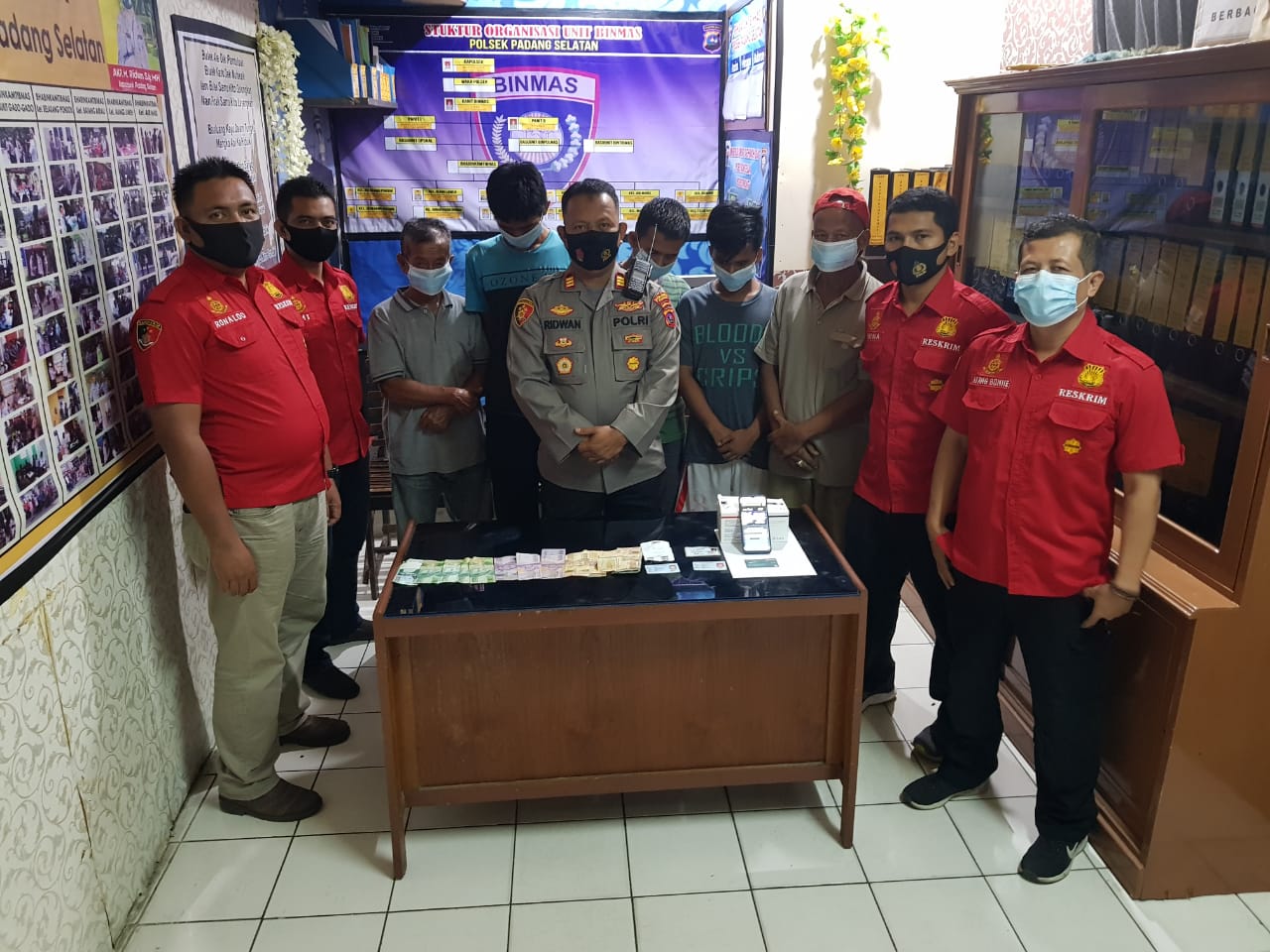 Polsek Padang Selatan Amankan Lima Pelaku Judi Online Jenis Roulette