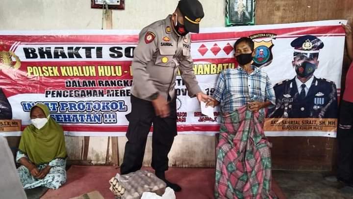 Sambut HUT Bhayangkara ke-75, Polsek Kualuh Hulu Gelar Bakti Sosial
