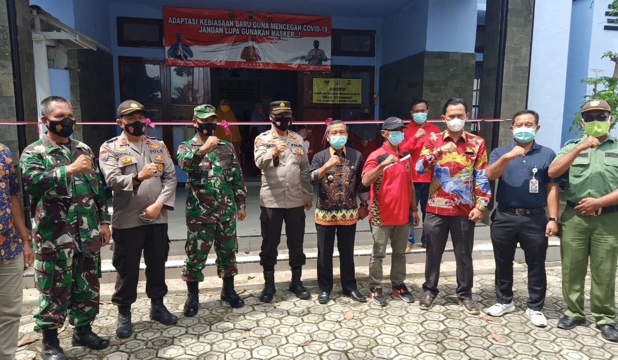 Kapolsek Candipuro, Resmikan Titiwangi Sebagai Kampung Tanguh Nusantara