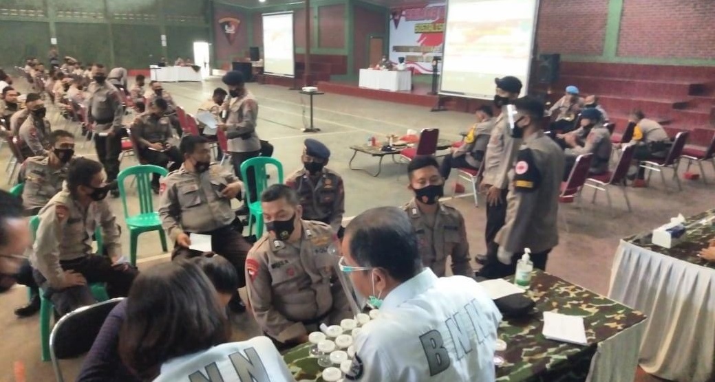 Sat Brimob Polda Jabar Sosialisasi Bahaya Narkoba pada 100 Personel 