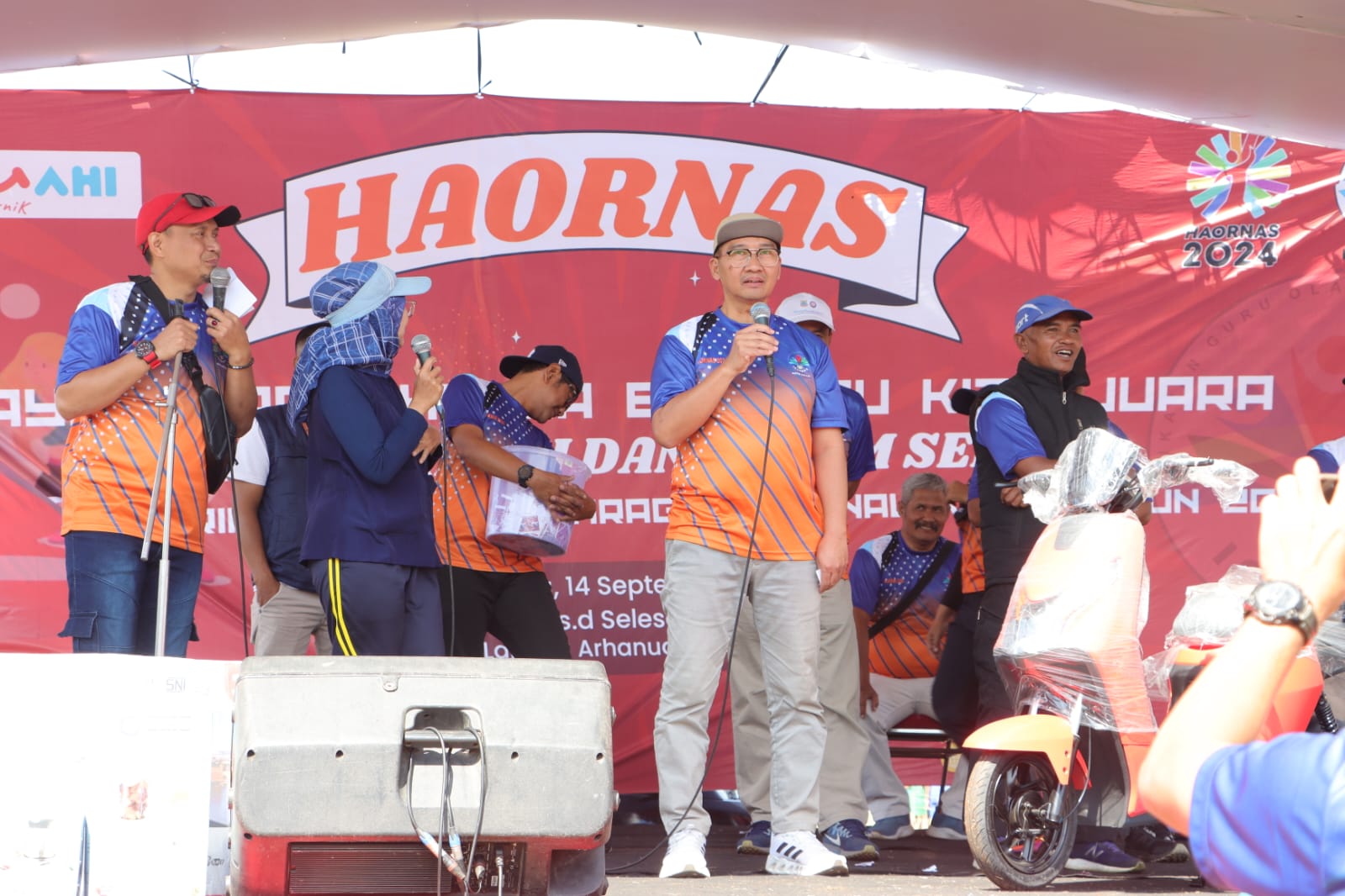 5000 Warga Cimahi Meriahkan HAORNAS 2024 dengan Gerak Jalan dan Senam Sehat
