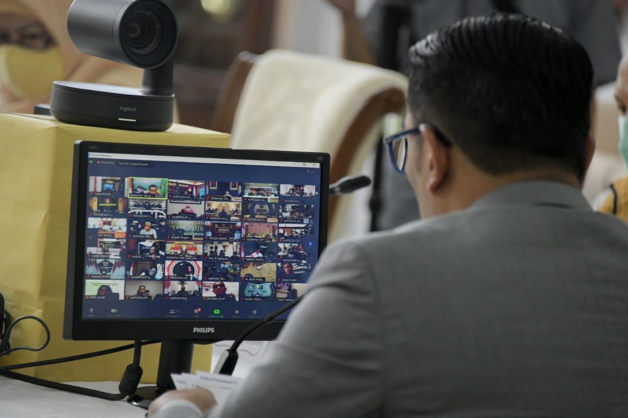 Sebagai tindak lanjut Instruksi Mendagri terkait Pemberlakuan Pembatasan Kegiatan Masyarakat