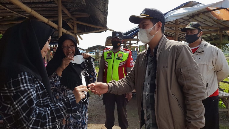 Kurangnya Kesadaran Warga, Tiga Pilar Desa Jatisari Kampanyeukan Pentingnya Vaksinasi Covid-19