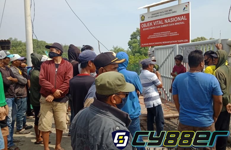 Warga Blokade Akses Milik PHE-ONWJ DI Desa Sedari Efek Tidak Direspon Tuntutannya
