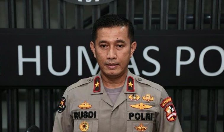 Polri : Masyarakat yang Menemukan Oknum Polisi Mabuk Segera Melapor