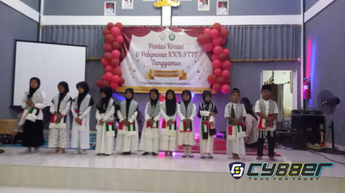 Pentas Kreasi dan Pelepasan Mahasiswa KKN STIT Tanggamus di Banjarsari: Tunjukkan Bakatmu, Gemakan Kreativitasmu