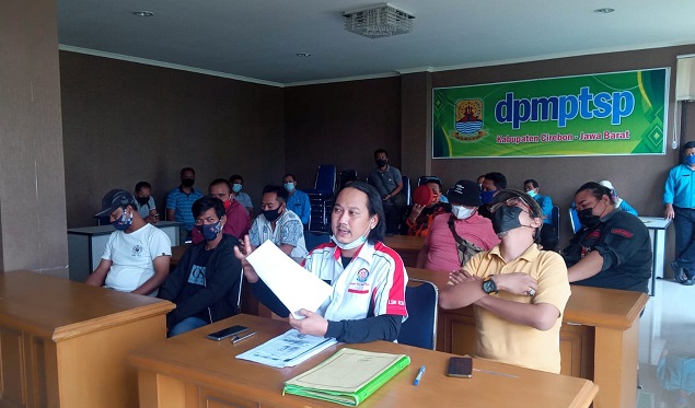 Uji Publik Tak Libatkan Warga Desa Blender, Pembangunan Gardu Transmisi 500 KV di Cirebon Disoal