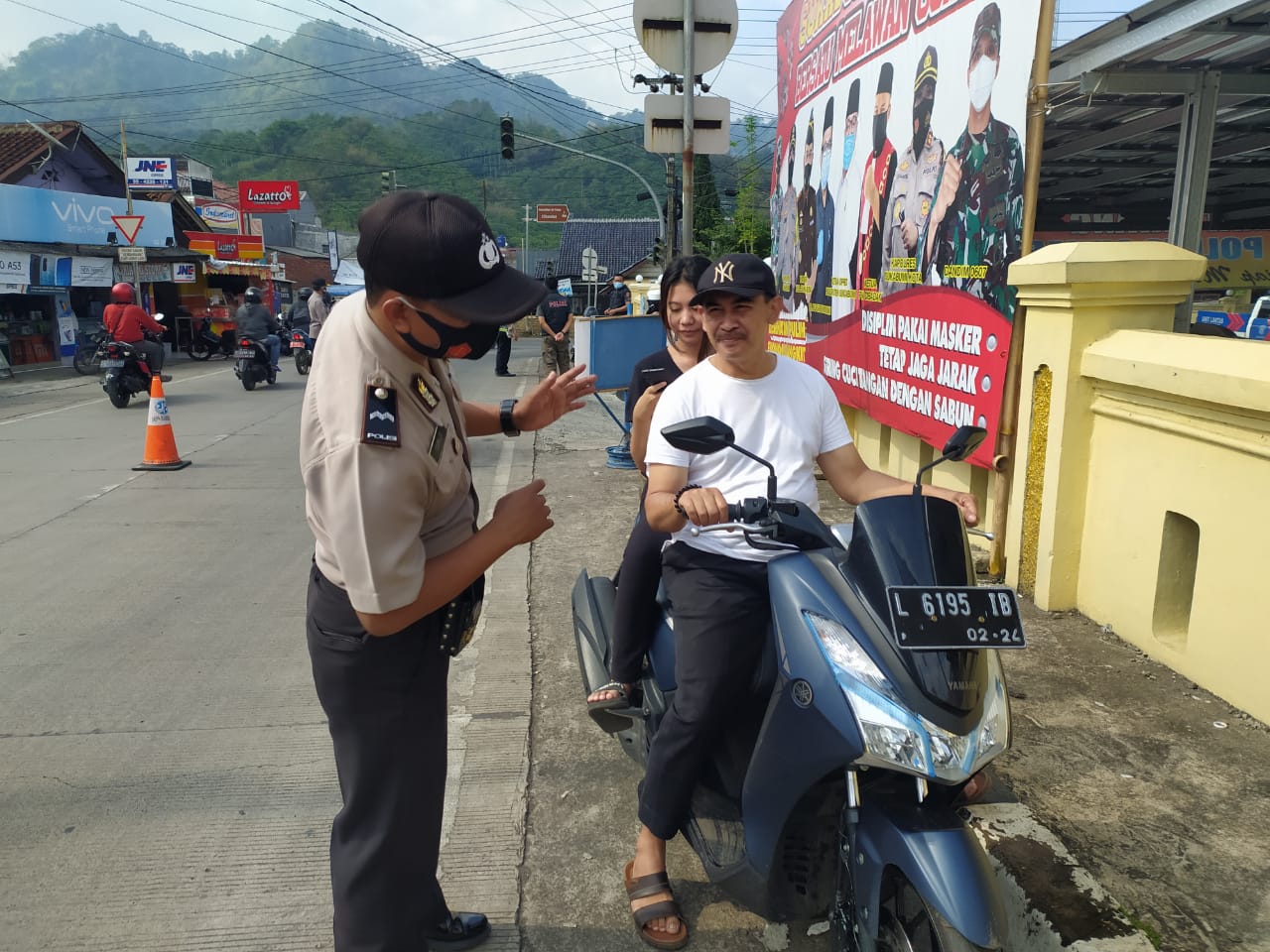 Polres  Sukabumi Kota Polda Jabar  Sosialisasikan 3M