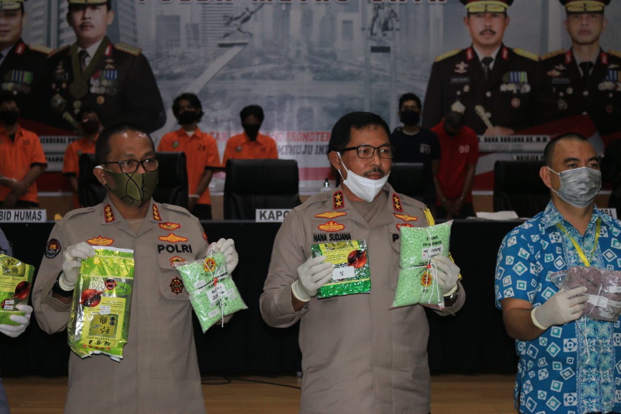 Tim Unit 2 Subdit 3 Ditresnarkoba PMJ Ungkap Kasus Narkotika Jenis Shabu 15,8 Kg dan Ekstasi 35 Ribu Butir