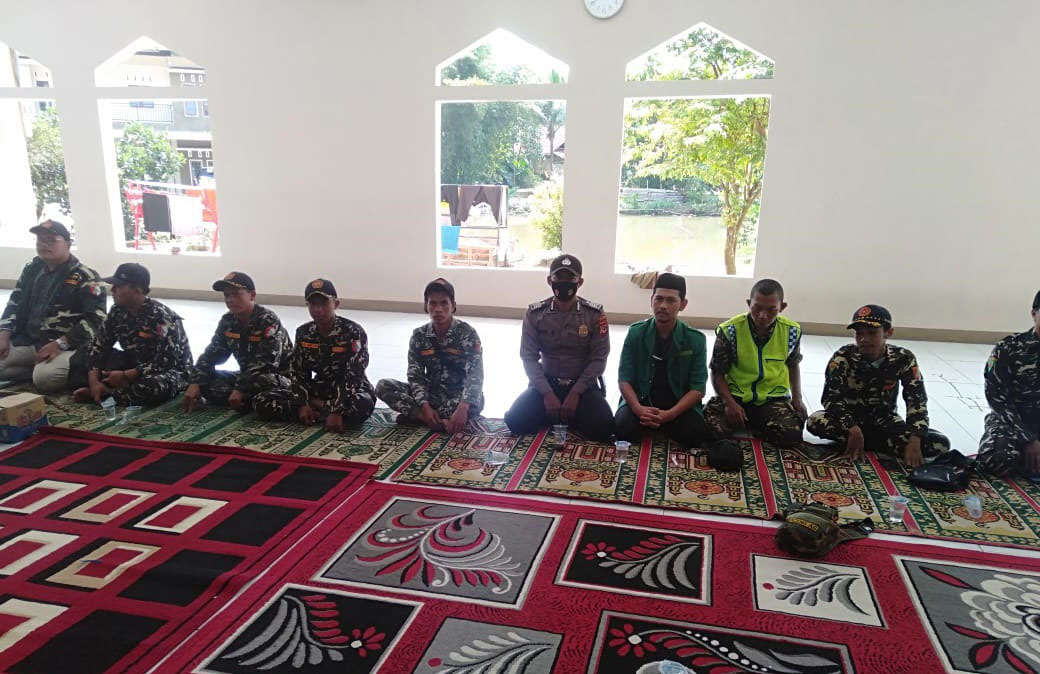 Sosialisasi dan Edukasi AKB di Pasar Rajadesa Ciamis