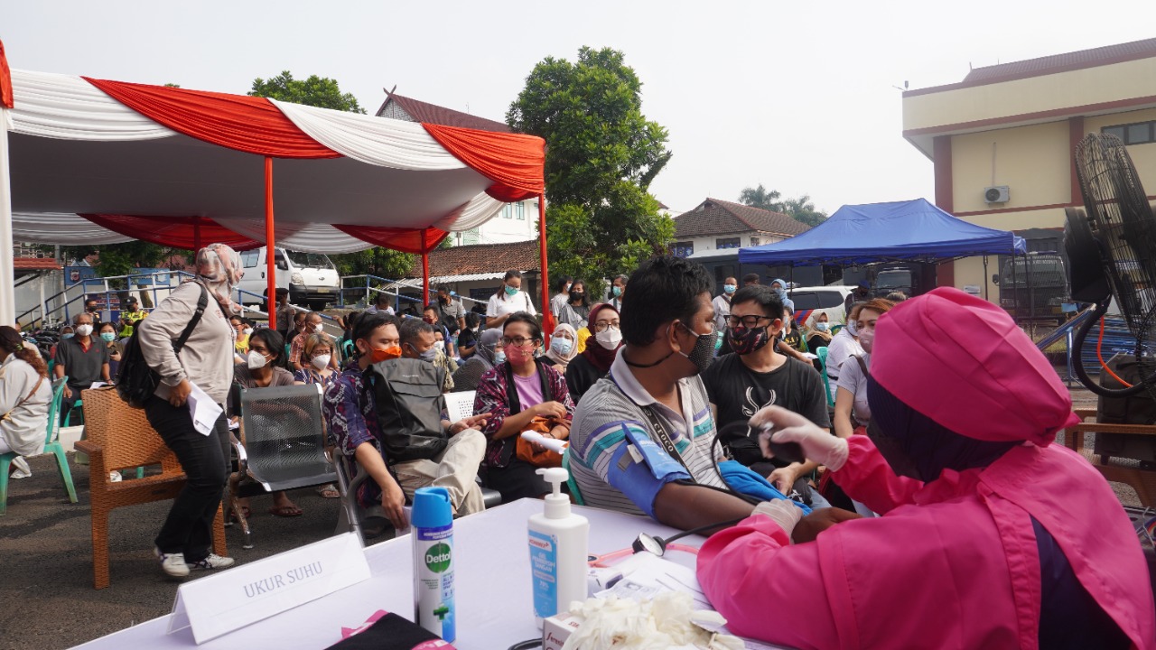 Akselerasi Vaksinasi Masal Covid-19 di Polres Bogor