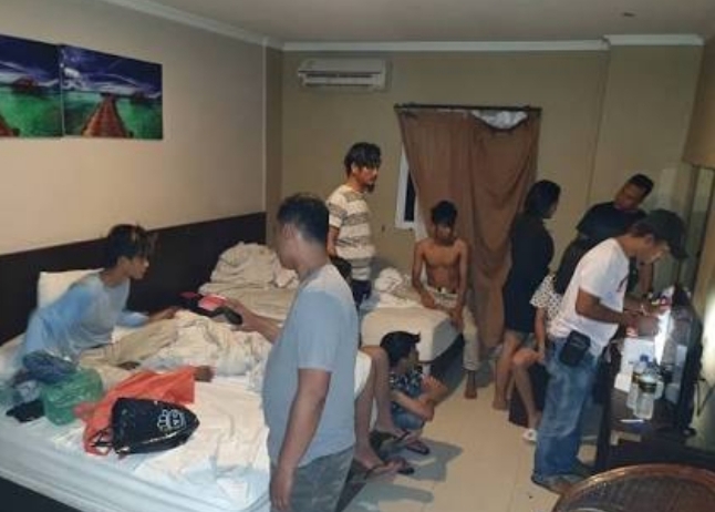 Asyik Pesta Narkoba Dikamar Hotel, 17 Remaja di Bekuk Polresta Pekanbaru