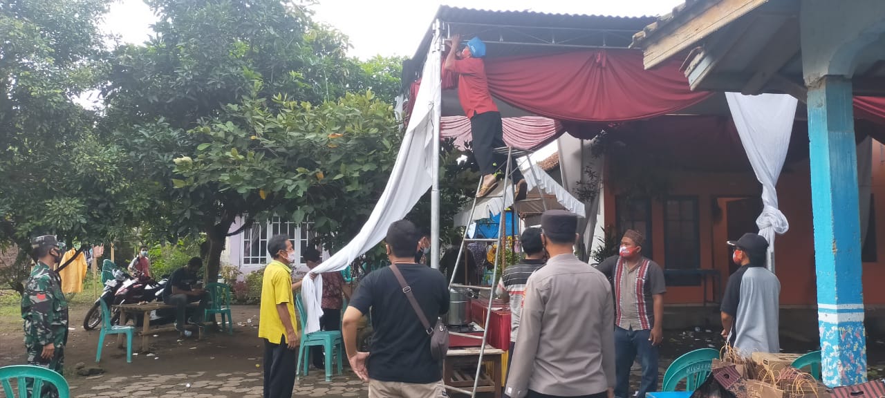 Kegiatan Resepsi di Desa Kuripan Kecamatan Kesugihan Terpaksa Dibubarkan 
