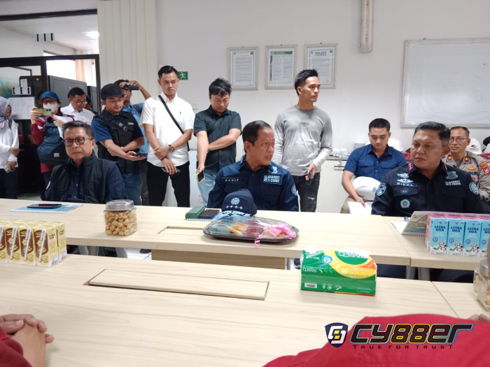 Hanif Faisol Nurofiq: Kasus PT Vopak Tak Cukup Klarifikasi, Harus Dibawa ke Pengadilan