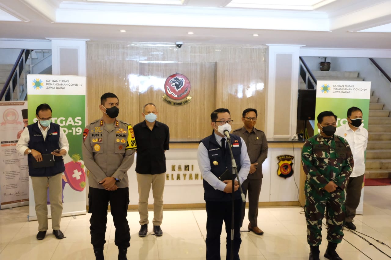 Gubernur Jabar, Kapolda Jabar Dan  Pangdam III/ Siliwangi Rapat Gugus Tugas Penanganan Covid-19