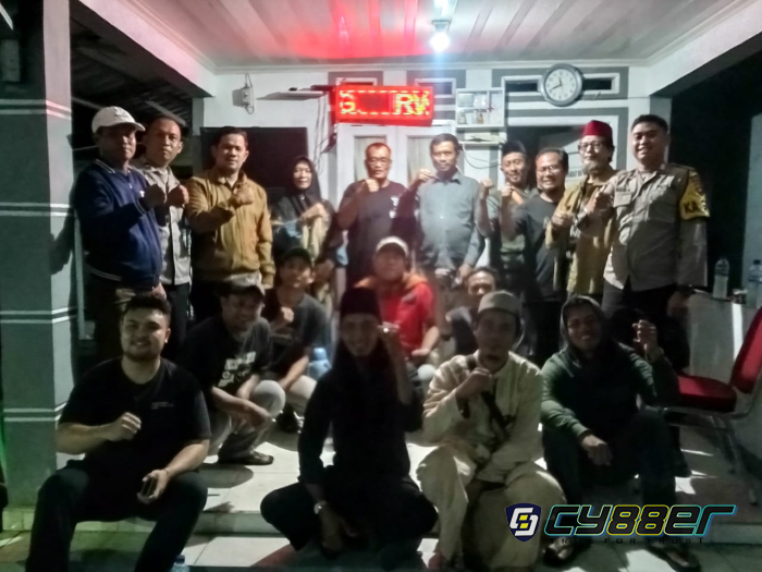 Lurah Panggung Rawi Sidak Siskamling di RW 05
