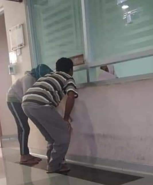 Viral...!!! Netizen Soroti Loket Pelayanan Di Tempat  Umum Kurang Humanis.