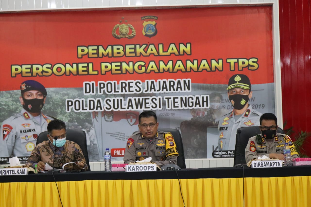 Sebanyak 735 Personil Polda Sulteng Diberikan Pembekalan Pengamanan TPS dan Lakukan Rapid Tes