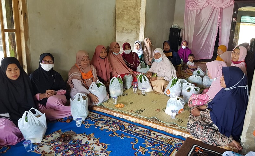 BPKK PKS Tanggamus Adakan Gerakan Jumat Berbagi