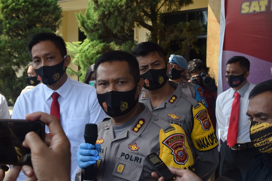 Polretabes Bandung Ungkap dan Amankan Tersangga TP Kekerasan Terhadap Anak Menyebabkan Meninggal Dunia