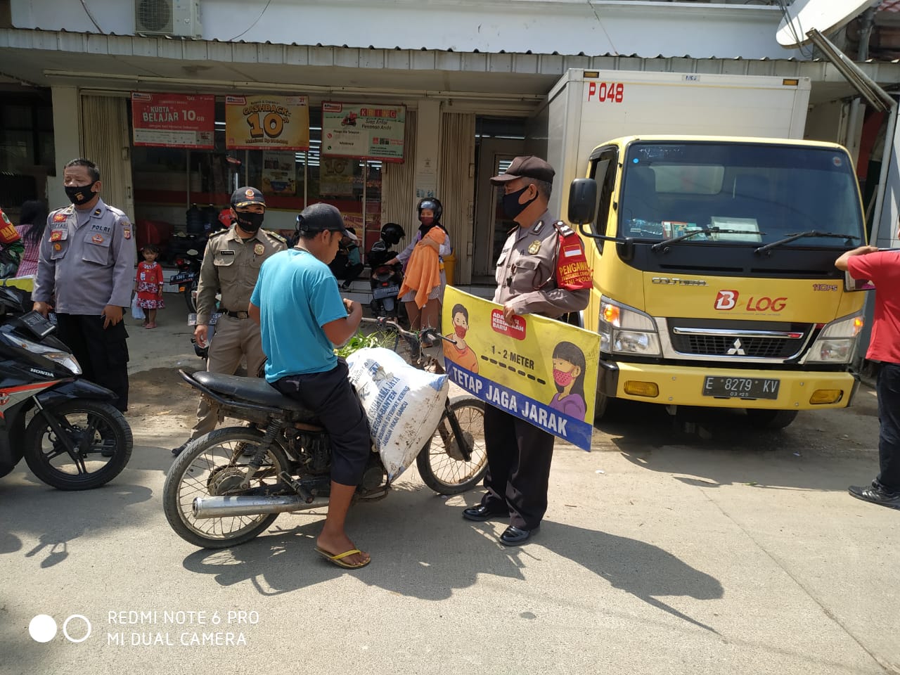 Cegah Covid-19 Polres Indramayu Polda Jabar Laksanakan Ops Yustisi di Titik Jalan Umum dan Kerumah Warga