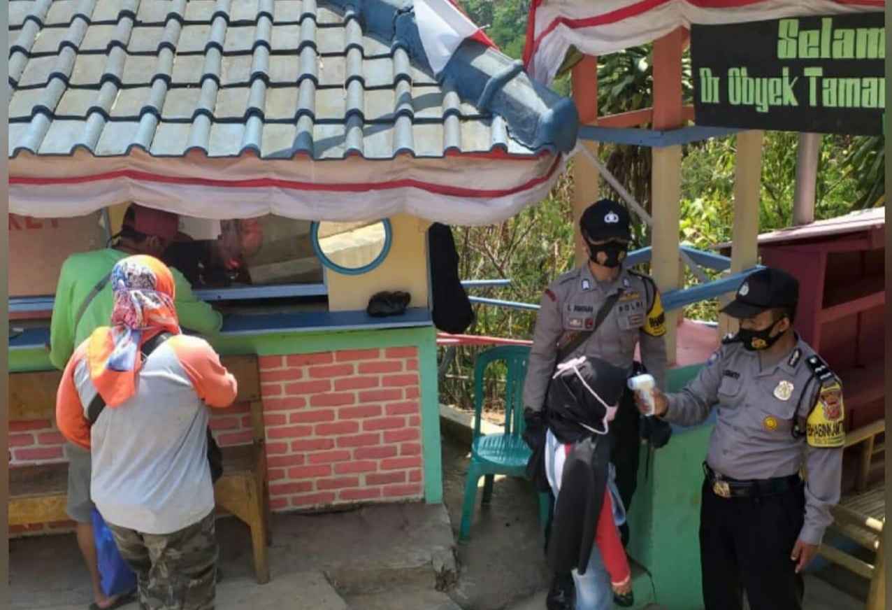 Tegakan Disiplin Protokol Kesehatan, Polres Sumedang Lakukan KRYD di Obyek Wisata