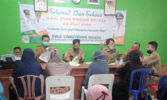 Penyaluran BLT DD II Desa Cibeuteung