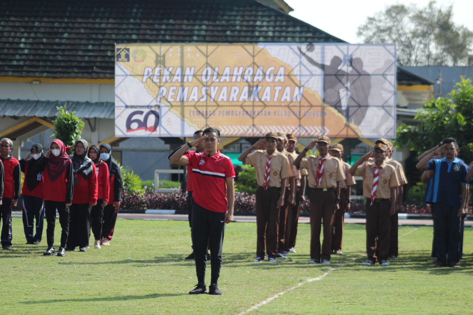 Upacara  Kegiatan Pembukaan Pekan Olahraga dan Seni, Narapinada Meriahkan Hari Bakti Pemasyarakatan Ke 60 Tahun 2024