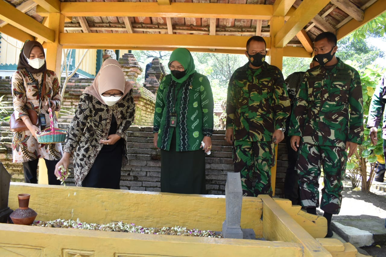 Jelang Hari Jadi Ke-420 Forkopimda Ziarah ke Makam Leluhur