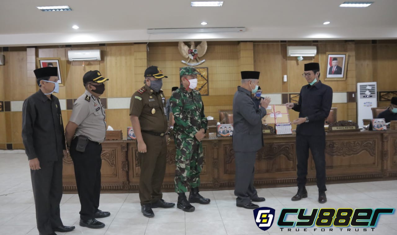 Bupati OKU Mengajak Masyarakat Memutus Matarantai Covid- 19